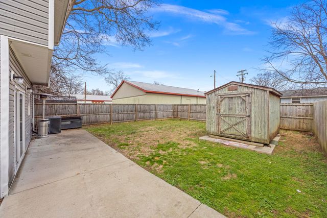 707 Page Ave, Lebanon, TN 37087