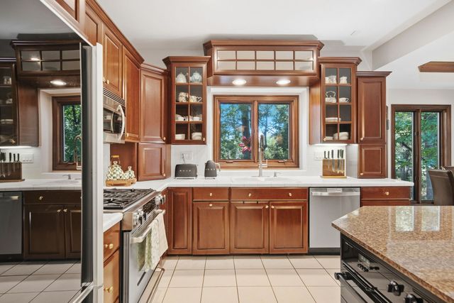 2015 N Northumberland Pass, Palatine, IL 60074