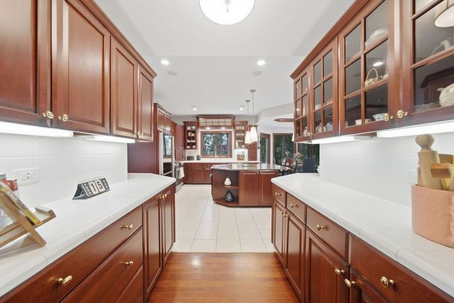 2015 N Northumberland Pass, Palatine, IL 60074