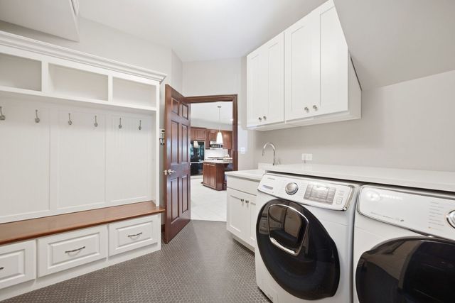 2015 N Northumberland Pass, Palatine, IL 60074