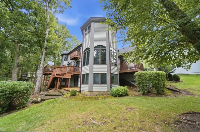 2015 N Northumberland Pass, Palatine, IL 60074