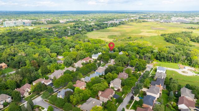 2015 N Northumberland Pass, Palatine, IL 60074