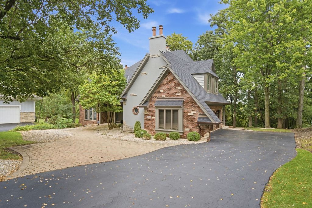 2015 N Northumberland Pass, Palatine, IL 60074 — photo 2