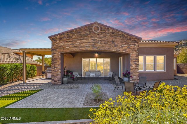 18278 W SANTA ALBERTA Lane, Goodyear, AZ 85338