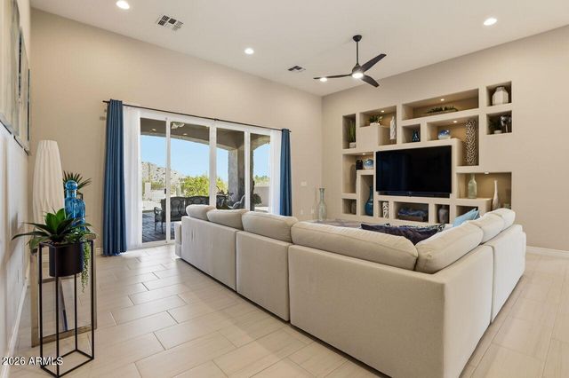 18278 W SANTA ALBERTA Lane, Goodyear, AZ 85338