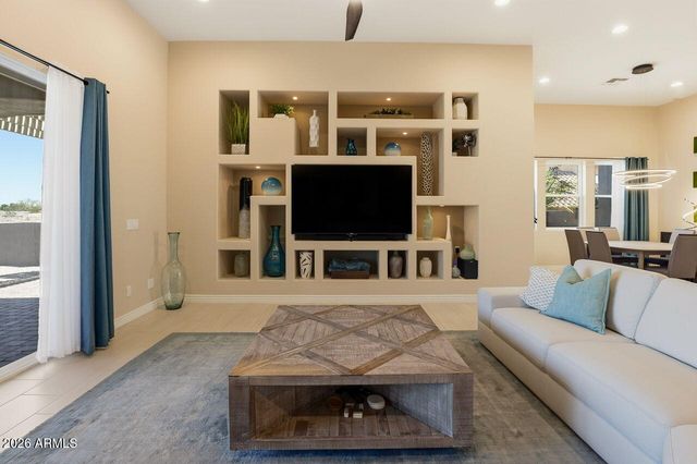 18278 W SANTA ALBERTA Lane, Goodyear, AZ 85338