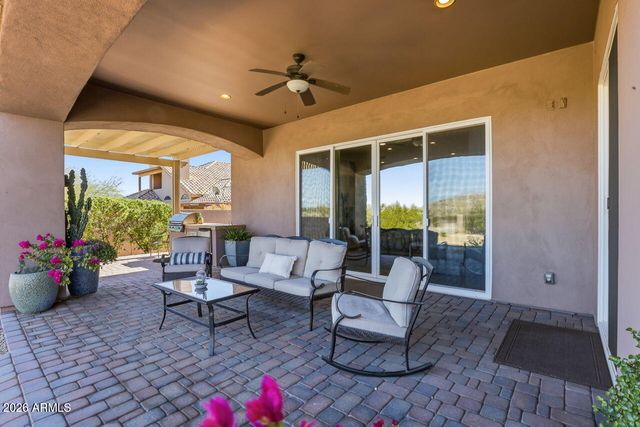 18278 W SANTA ALBERTA Lane, Goodyear, AZ 85338