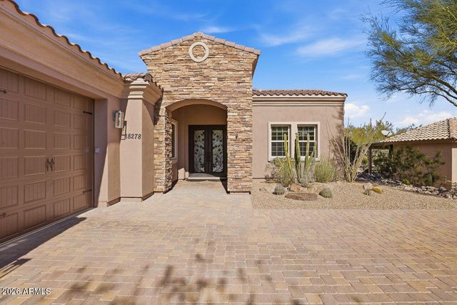 18278 W SANTA ALBERTA Lane, Goodyear, AZ 85338