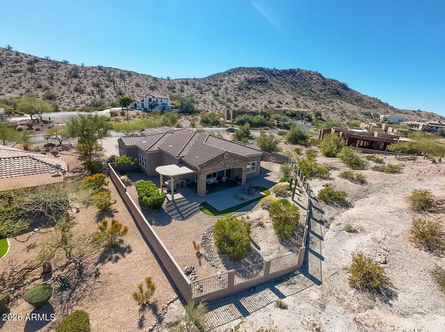 18278 W SANTA ALBERTA Lane, Goodyear, AZ 85338