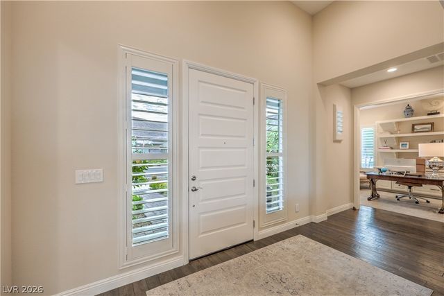 6842 Regency Crest Avenue, Las Vegas, NV 89148
