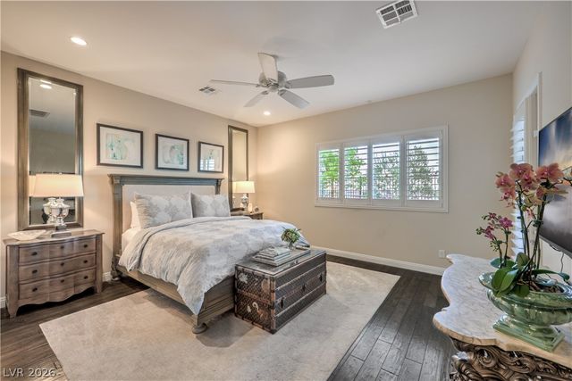 6842 Regency Crest Avenue, Las Vegas, NV 89148