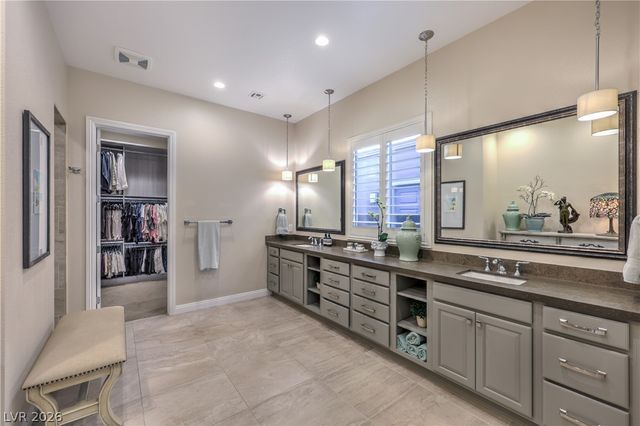 6842 Regency Crest Avenue, Las Vegas, NV 89148