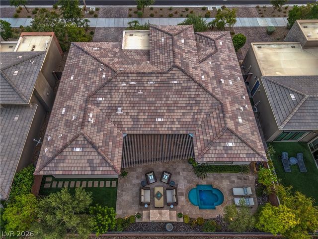 6842 Regency Crest Avenue, Las Vegas, NV 89148