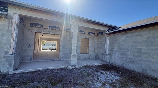 1713 Chiquita BLVD N, Cape Coral, FL 33993