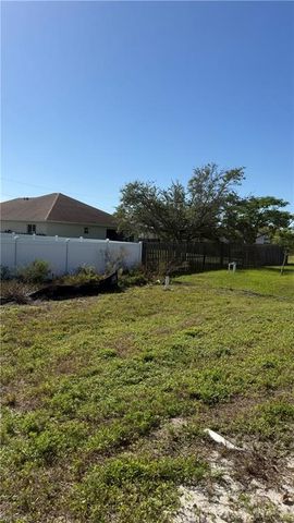 1713 Chiquita BLVD N, Cape Coral, FL 33993