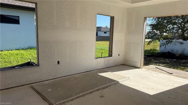1713 Chiquita BLVD N, Cape Coral, FL 33993