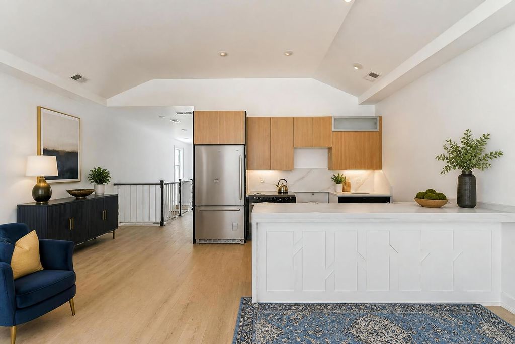 5302 S Prairie Avenue, Chicago, IL 60615 — photo 4