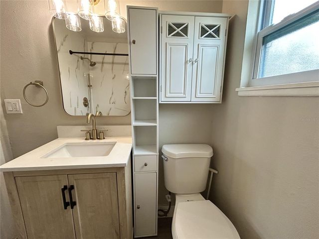 706 E FLORA STREET, Tampa, FL 33604