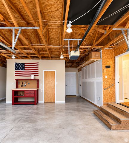 2778 W 1300 N, Clinton, UT 84015