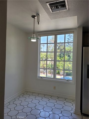 1040 4th 203, Santa Monica, CA 90403