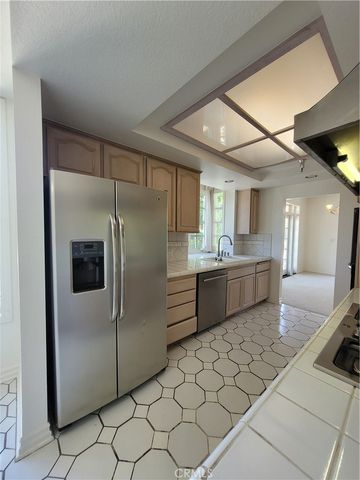 1040 4th 203, Santa Monica, CA 90403