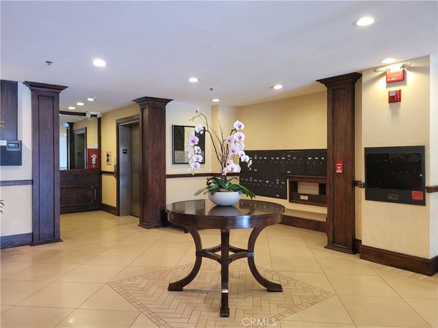 1040 4th 203, Santa Monica, CA 90403