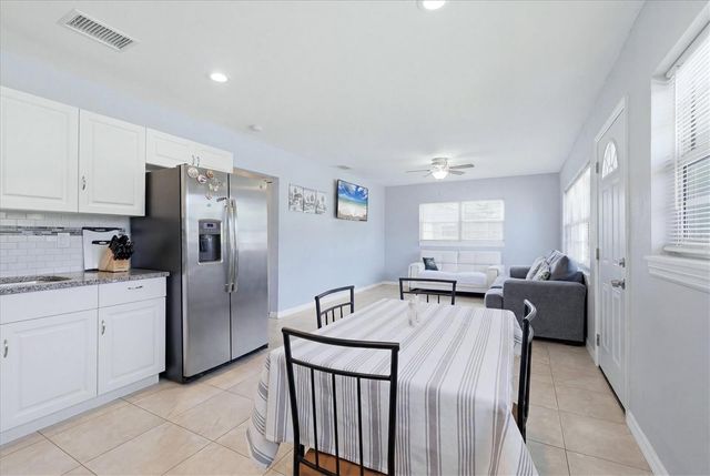 910 16TH AVENUE W, Palmetto, FL 34221