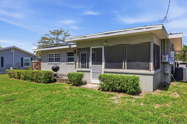 910 16TH AVENUE W, Palmetto, FL 34221