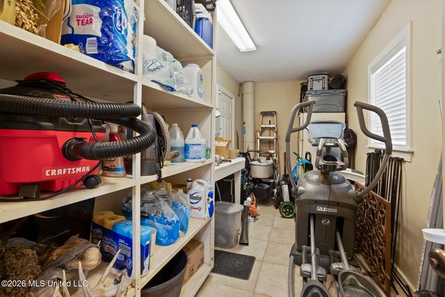 1436 Robert Drive, Jackson, MS 39211