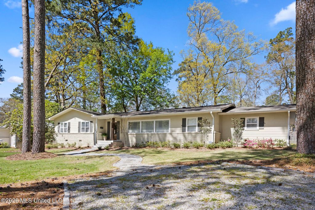 1436 Robert Drive, Jackson, MS 39211