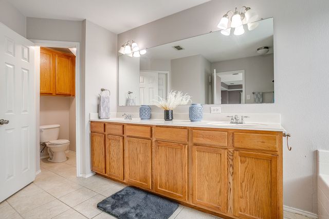 6017 Saddle Bag Drive, Fort Worth, TX 76179
