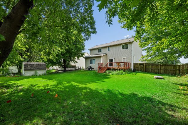 9921 Catalina Drive, Johnston, IA 50131