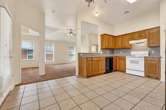 2137 NW 155th Street, Edmond, OK 73013