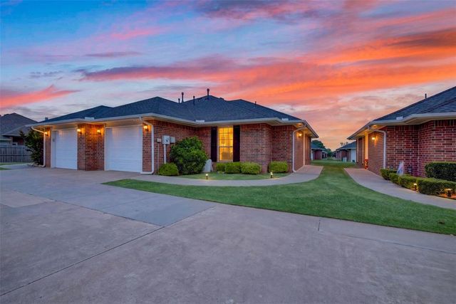 2137 NW 155th Street, Edmond, OK 73013