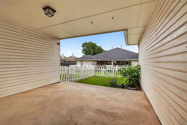 2137 NW 155th Street, Edmond, OK 73013