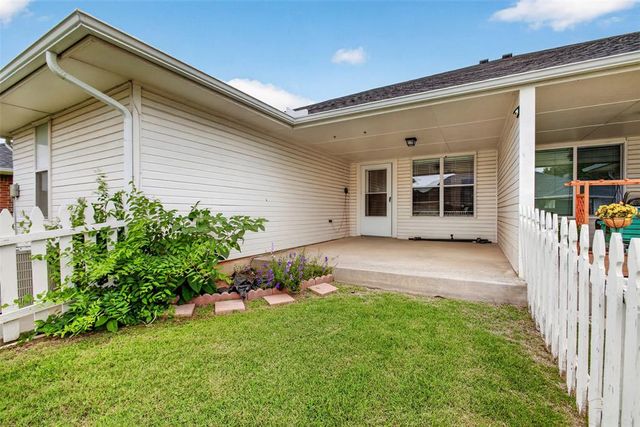 2137 NW 155th Street, Edmond, OK 73013
