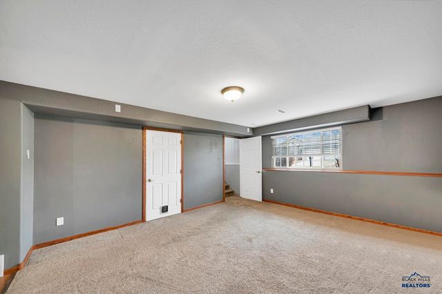 2525 SHAD, Rapid City, SD 57701