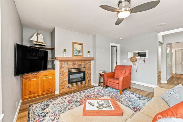 3602 F Avenue, Anacortes, WA 98221
