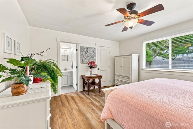 3602 F Avenue, Anacortes, WA 98221