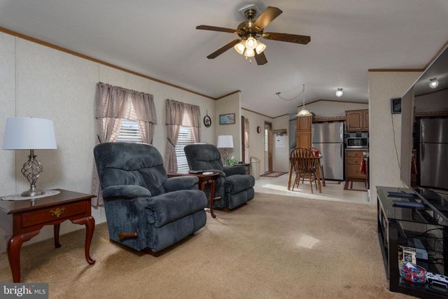 304 RAVEN CT, Mechanicsburg, PA 17050
