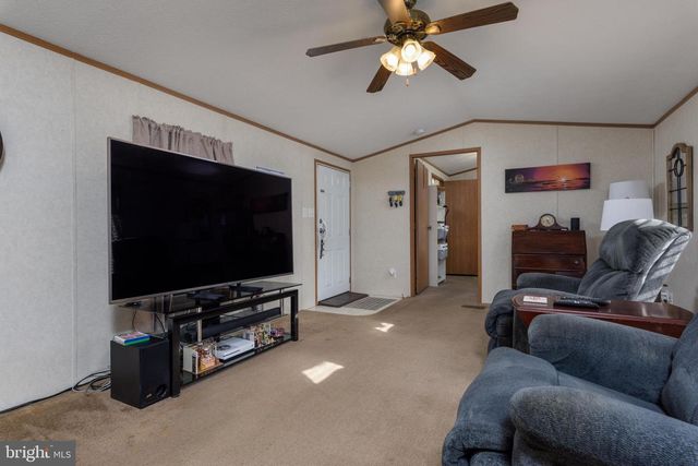 304 RAVEN CT, Mechanicsburg, PA 17050