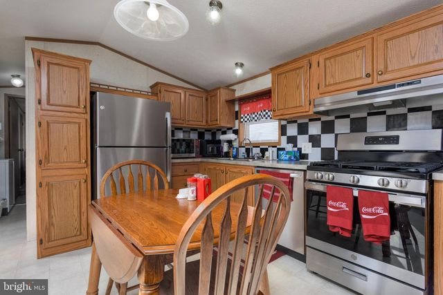 304 RAVEN CT, Mechanicsburg, PA 17050