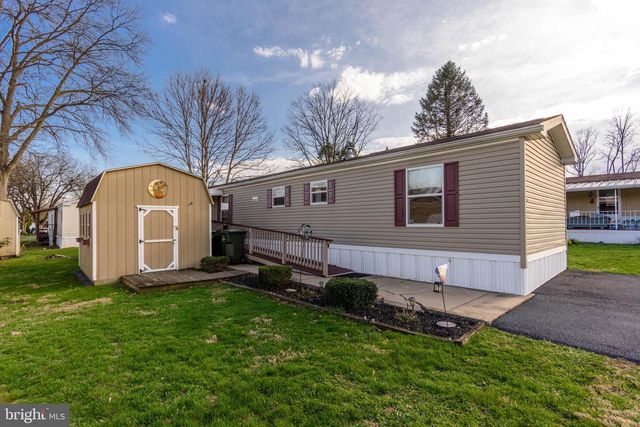 304 RAVEN CT, Mechanicsburg, PA 17050