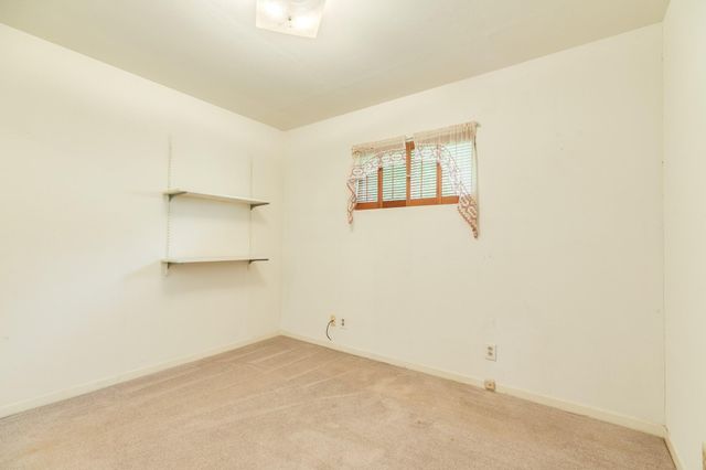 311 Carnation Street, Lake Jackson, TX 77566