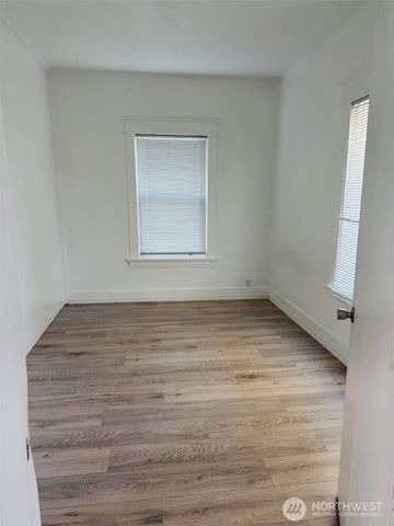 3724 E J Street, Tacoma, WA 98404