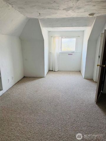 3724 E J Street, Tacoma, WA 98404