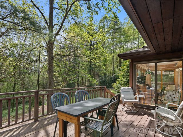120 Carter Cove Road, Asheville, NC 28804