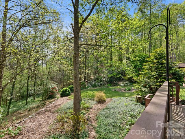 120 Carter Cove Road, Asheville, NC 28804