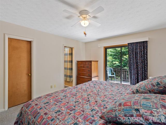 120 Carter Cove Road, Asheville, NC 28804