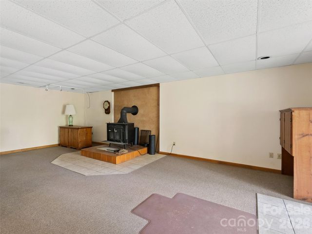 120 Carter Cove Road, Asheville, NC 28804